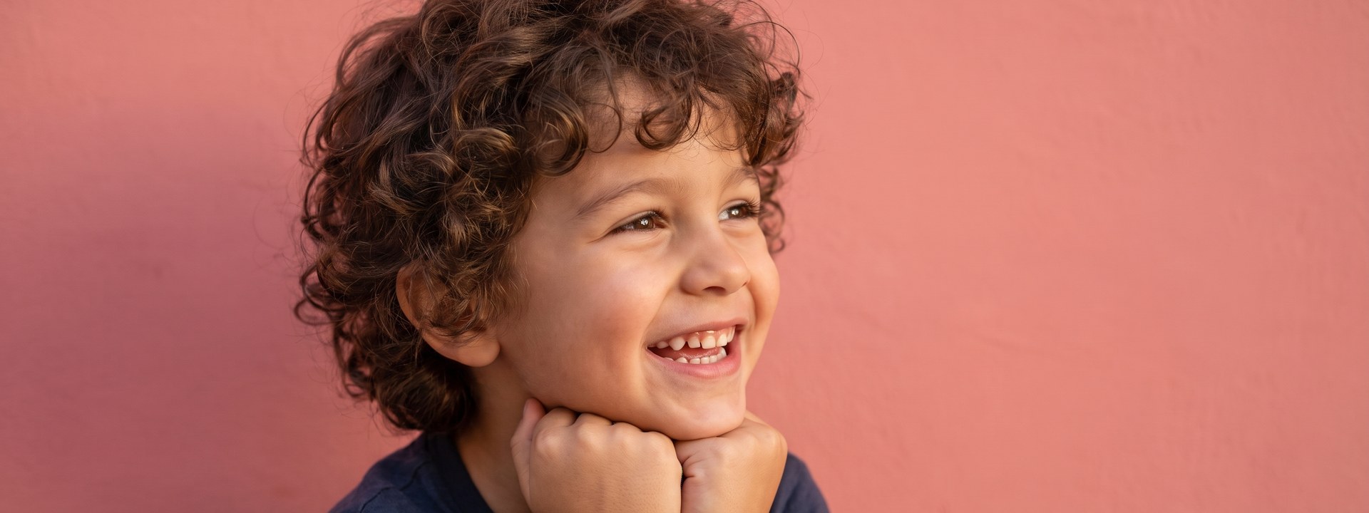 Ablauf einer unsichtbaren Zahnspange für Kinder